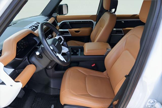 2024 Land Rover Defender 130 P400 S
