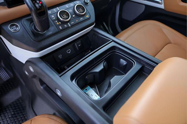 2024 Land Rover Defender 130 P400 S