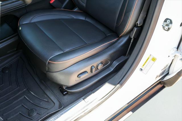 2023 GMC Acadia AWD AT4