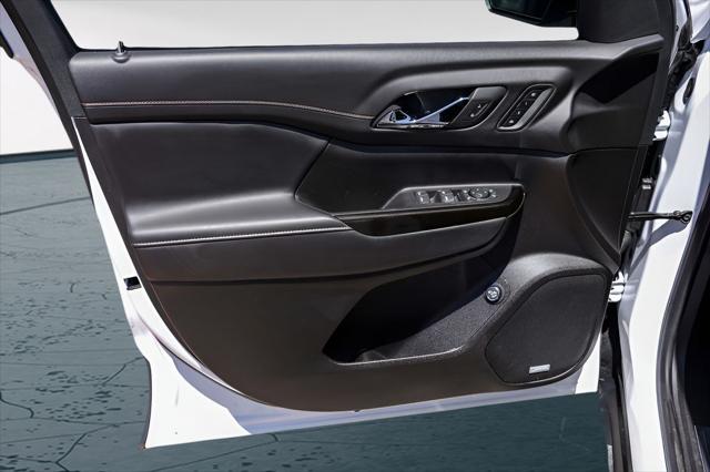 2023 GMC Acadia AWD AT4