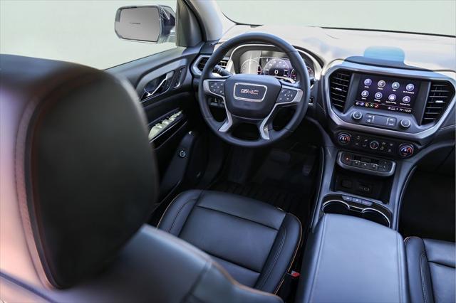 2023 GMC Acadia AWD AT4