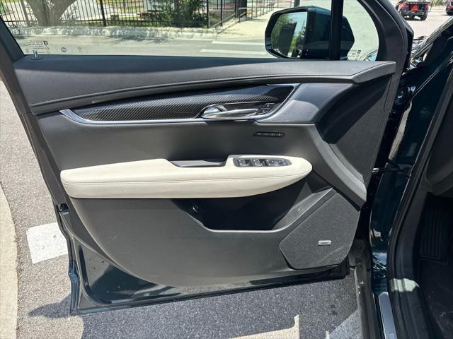 2025 Cadillac XT6 AWD Sport