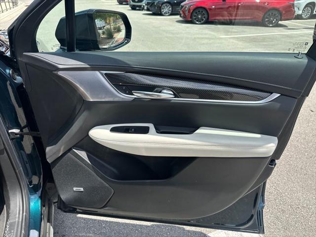 2025 Cadillac XT6 AWD Sport