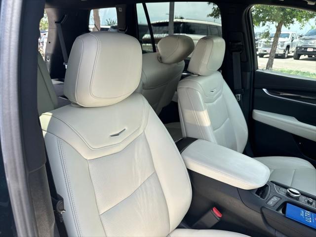 2025 Cadillac XT6 AWD Sport