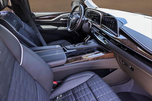 2024 Cadillac Escalade 4WD Sport Platinum