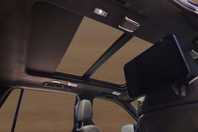 2024 Cadillac Escalade 4WD Sport Platinum