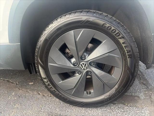 2025 Volkswagen Taos 1.5T S