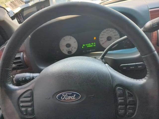 2005 Ford F-250 Lariat