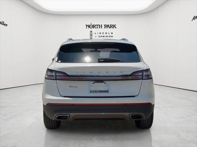 2022 Lincoln Nautilus Standard
