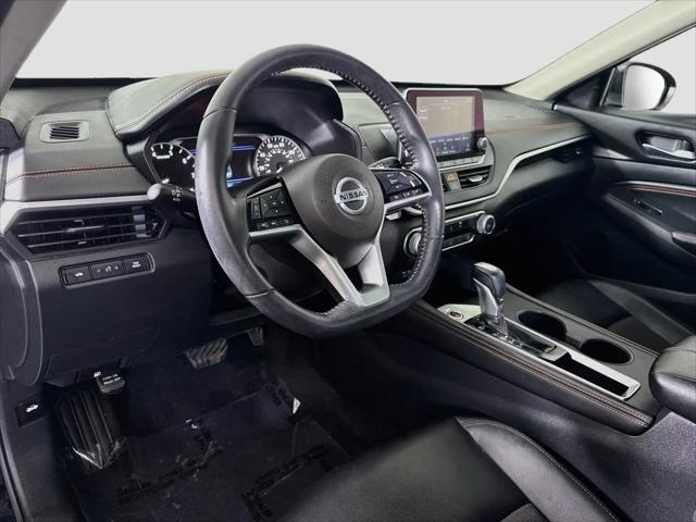 2020 Nissan Altima SR FWD