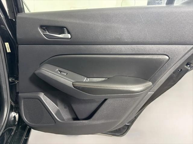 2020 Nissan Altima SR FWD