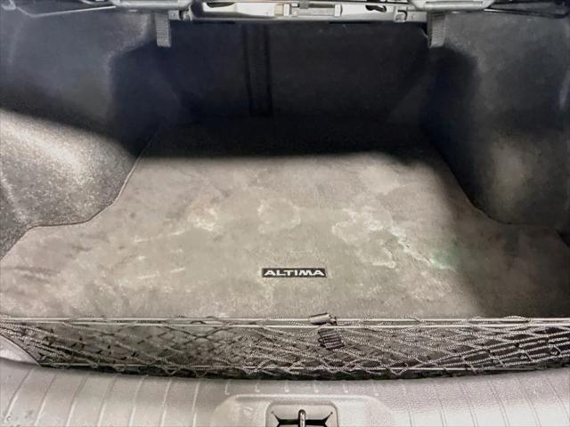 2020 Nissan Altima SR FWD