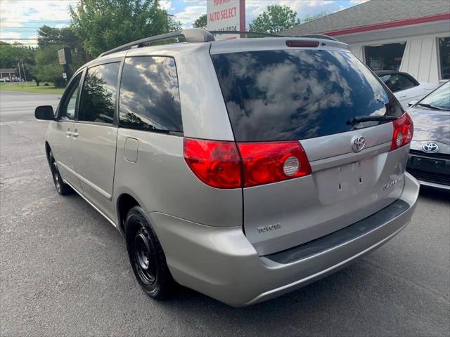 2007 Toyota Sienna LE