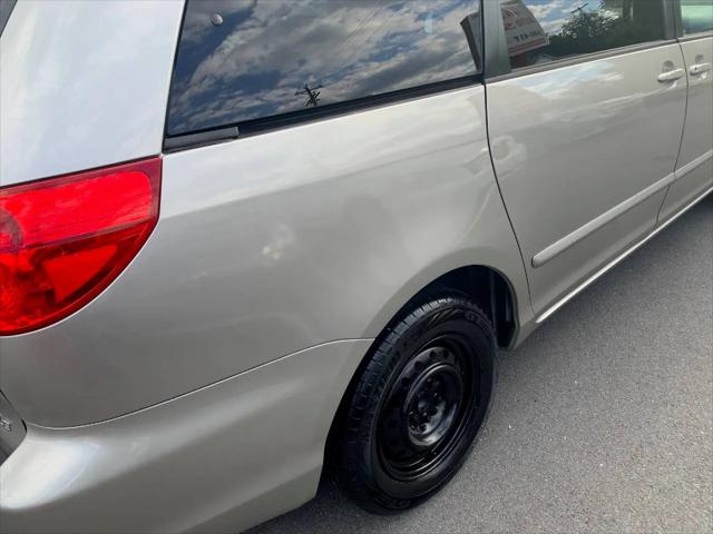 2007 Toyota Sienna LE