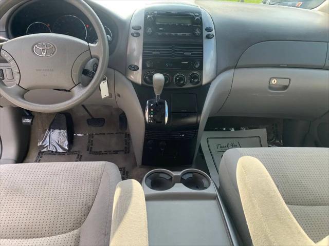 2007 Toyota Sienna LE