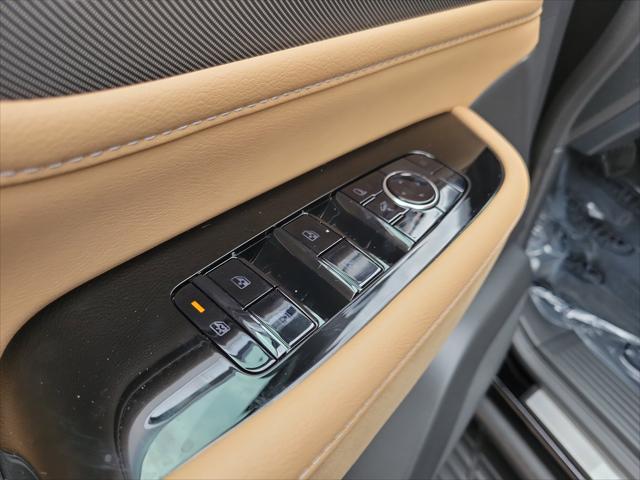2026 INFINITI QX80 LUXE