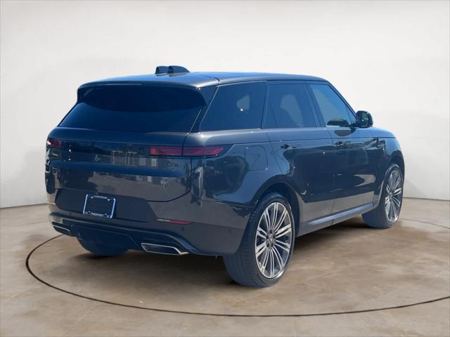 2025 Land Rover Range Rover Sport P360 SE