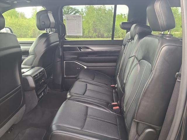 2024 Jeep Wagoneer Series II Carbide 4x4