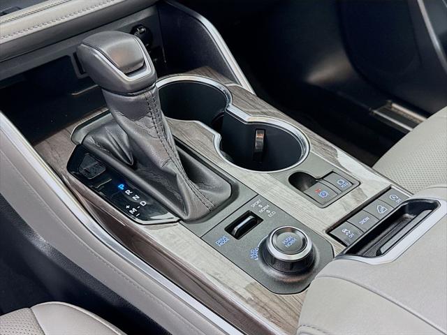 2020 Toyota Highlander Platinum