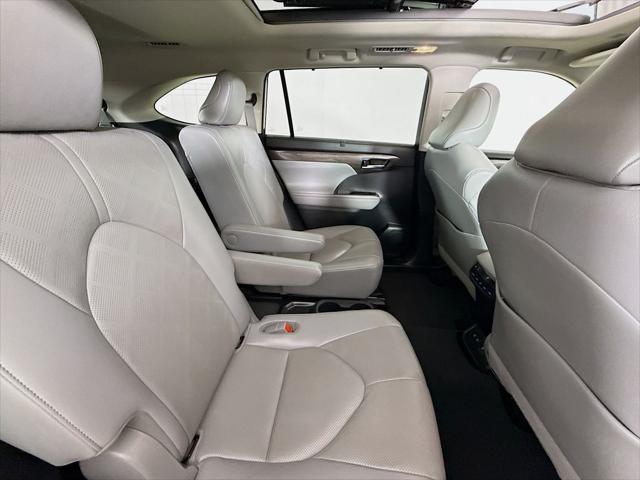 2020 Toyota Highlander Platinum