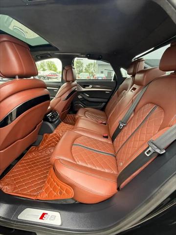 2017 Audi S8 4.0T Plus