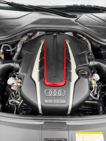 2017 Audi S8 4.0T Plus