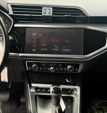 2020 Audi Q3 Premium 45 TFSI quattro Tiptronic