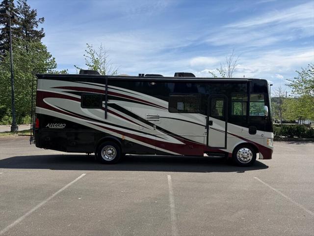 2013 Ford F-53 30GA