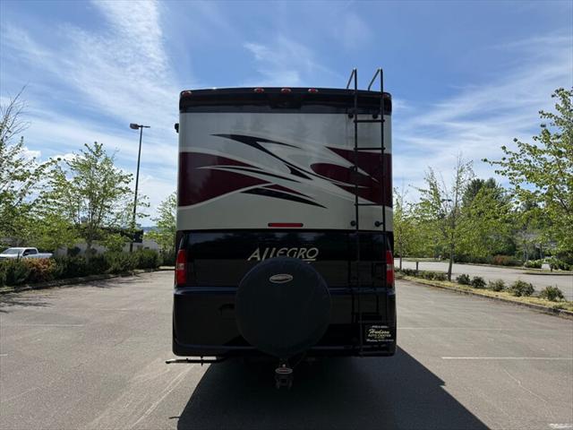 2013 Ford F-53 30GA