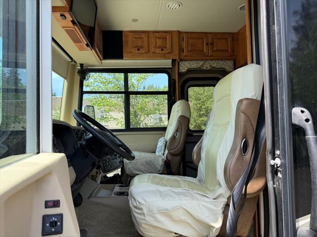 2013 Ford F-53 30GA
