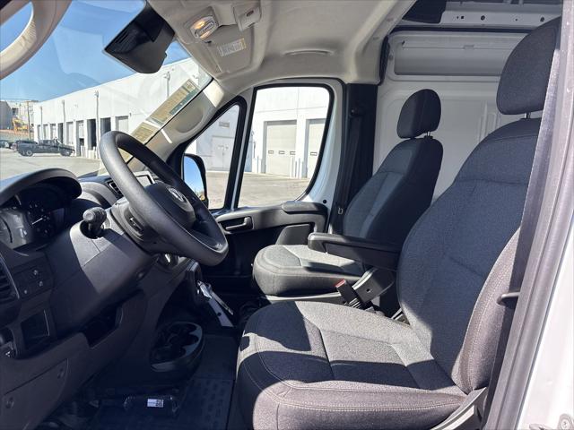 2025 Ram ProMaster Cargo Van Tradesman High Roof 136" WB w/Pass Seat