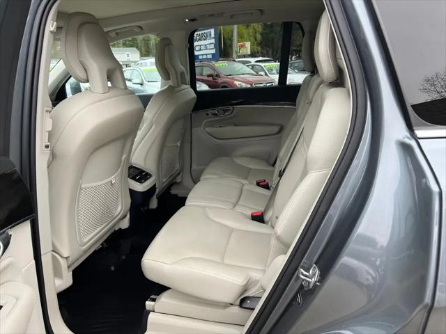 2017 Volvo XC90 T6 Momentum
