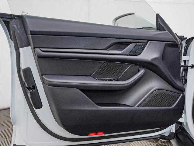 2023 Porsche Taycan Taycan