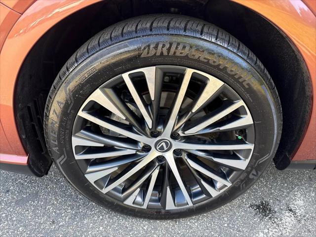 2023 Lexus RX 350 F SPORT Handling