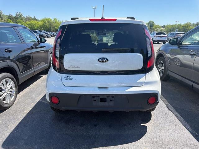 2017 Kia Soul Base 2017 Kia Soul Base