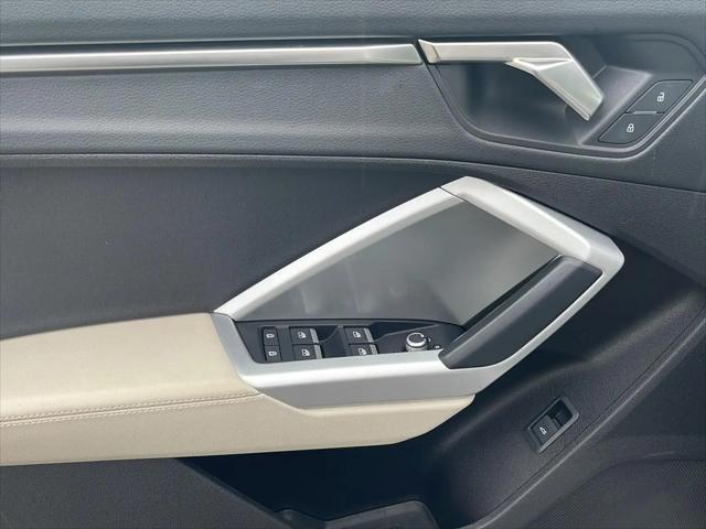 2023 Audi Q3 Premium 40 TFSI quattro Tiptronic