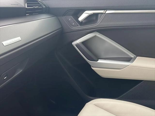 2023 Audi Q3 Premium 40 TFSI quattro Tiptronic