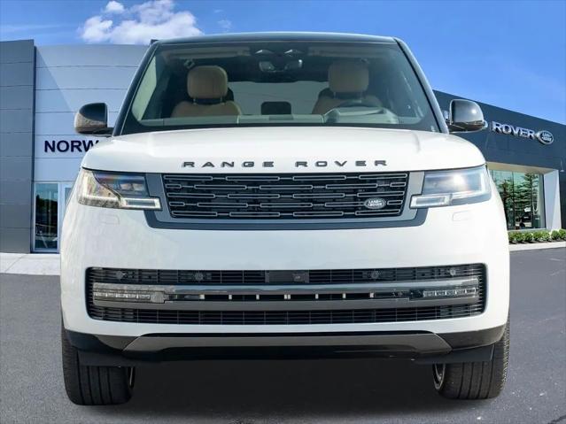 2026 Land Rover Range Rover P400 SE 7 Seat