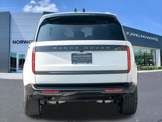 2026 Land Rover Range Rover P400 SE 7 Seat
