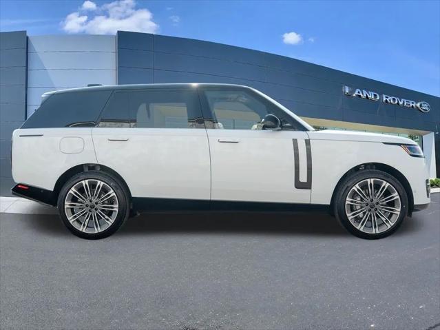 2026 Land Rover Range Rover P400 SE 7 Seat