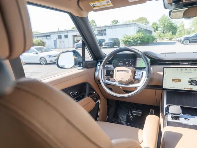 2026 Land Rover Range Rover P400 SE 7 Seat