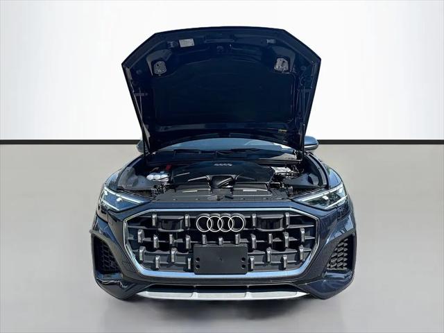 2025 Audi Q8 Premium 55 TFSI quattro