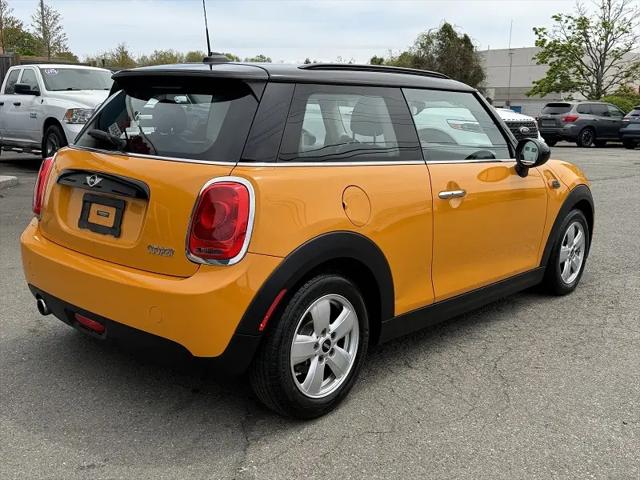 2016 MINI Hardtop Cooper
