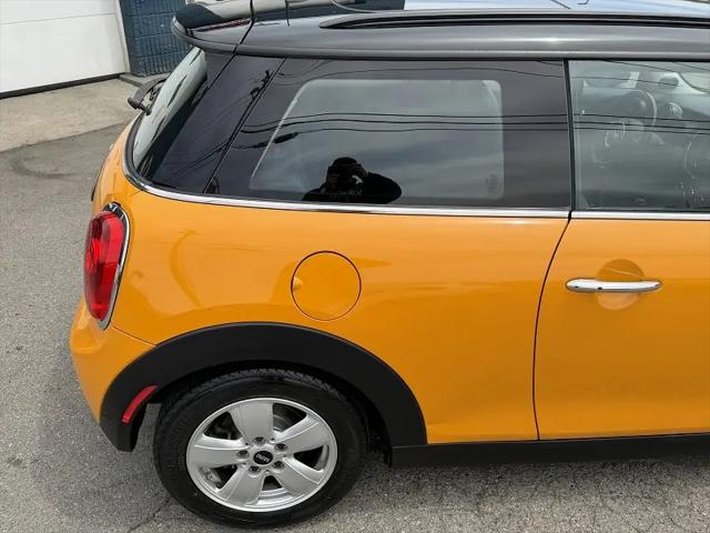 2016 MINI Hardtop Cooper