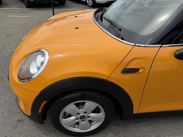 2016 MINI Hardtop Cooper