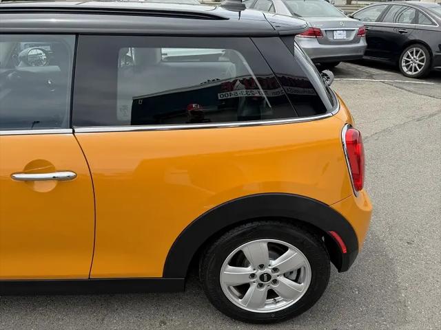 2016 MINI Hardtop Cooper