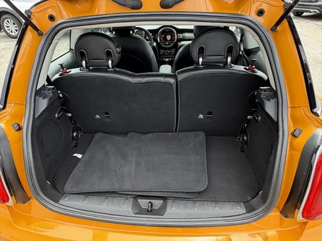 2016 MINI Hardtop Cooper