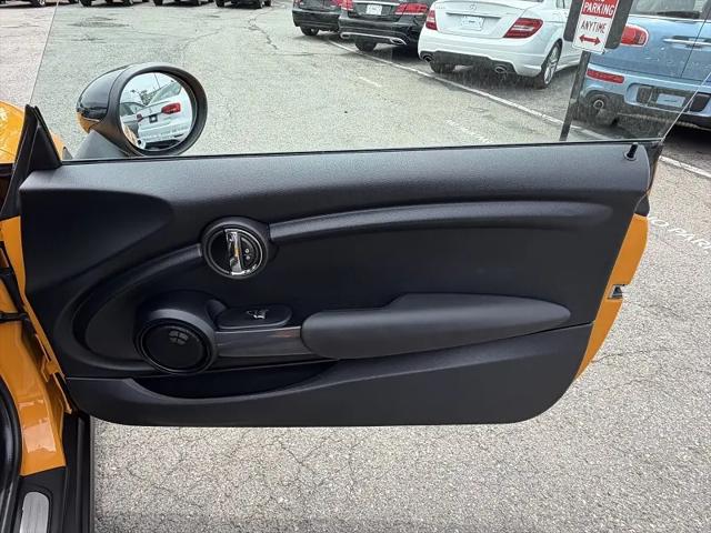 2016 MINI Hardtop Cooper