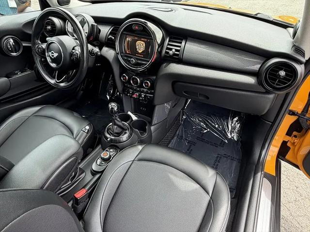 2016 MINI Hardtop Cooper