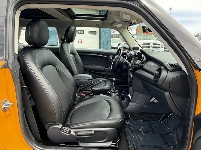 2016 MINI Hardtop Cooper